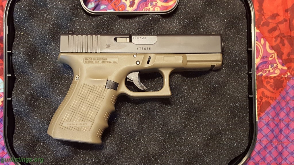 Pistols Glock 19 4th Gen Custom Cerakote