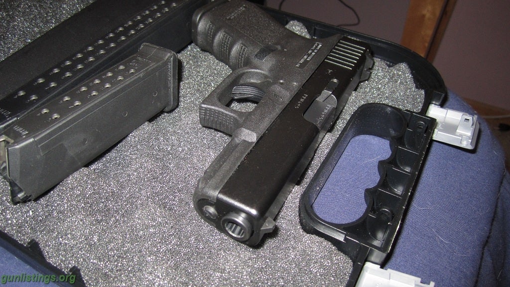 Pistols Glock 19 - 3rd Generation