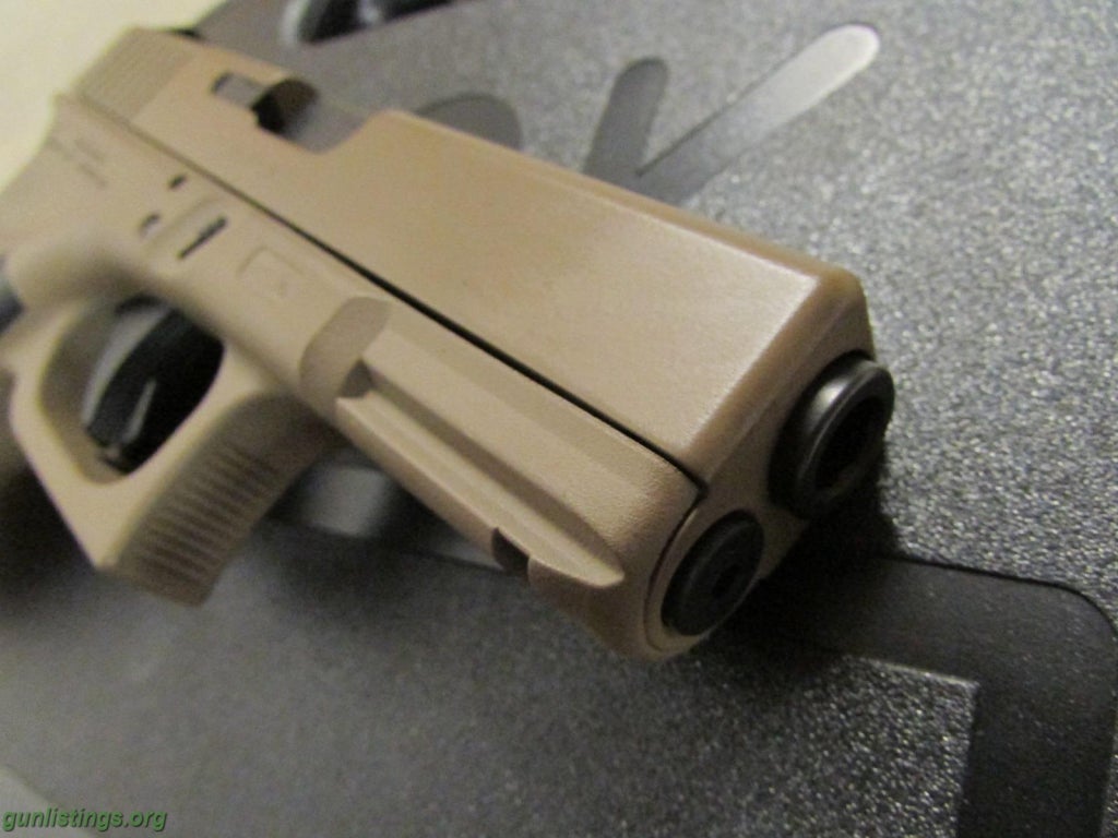 Pistols Glock 19 G19 Gen4 Cerakote Magpul Dark Earth FDE 9mm