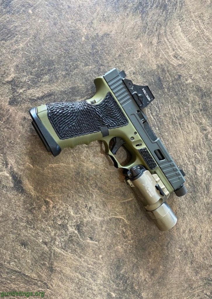 Pistols Glock 19 Gen4 W/ Holosun 507, Custom Slide Cerakote