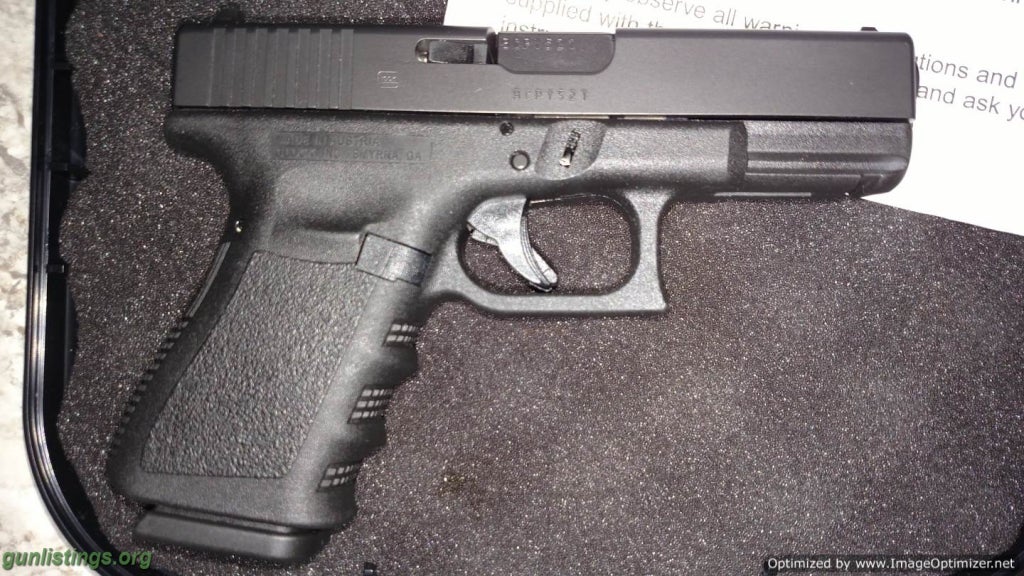 Pistols Glock 19 Gen 3 9MM