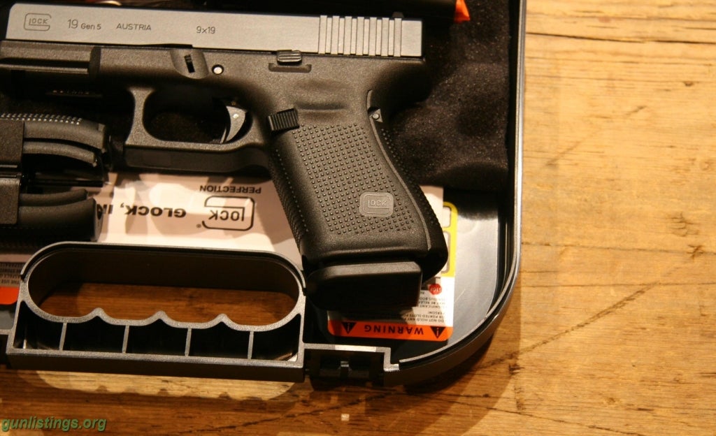 Pistols Glock 19 GEN 5 9mm