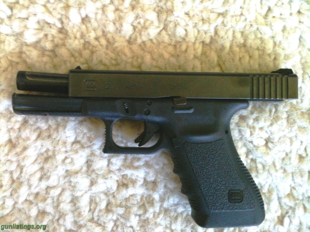 Pistols Glock 21 .45 Caliber