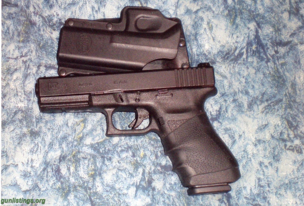 Pistols Glock 21 W/accessories