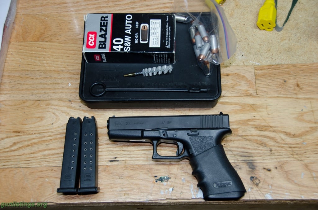 Pistols GLOCK 22 2nd Gen