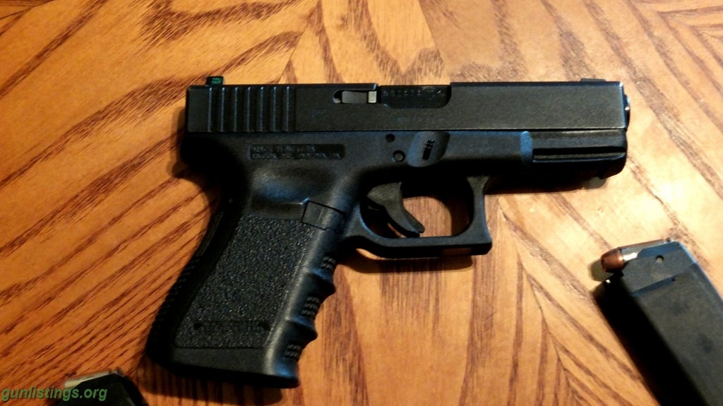 Pistols Glock 23 .40 Gen III