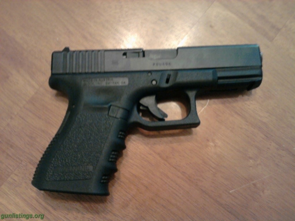 Pistols Glock 23