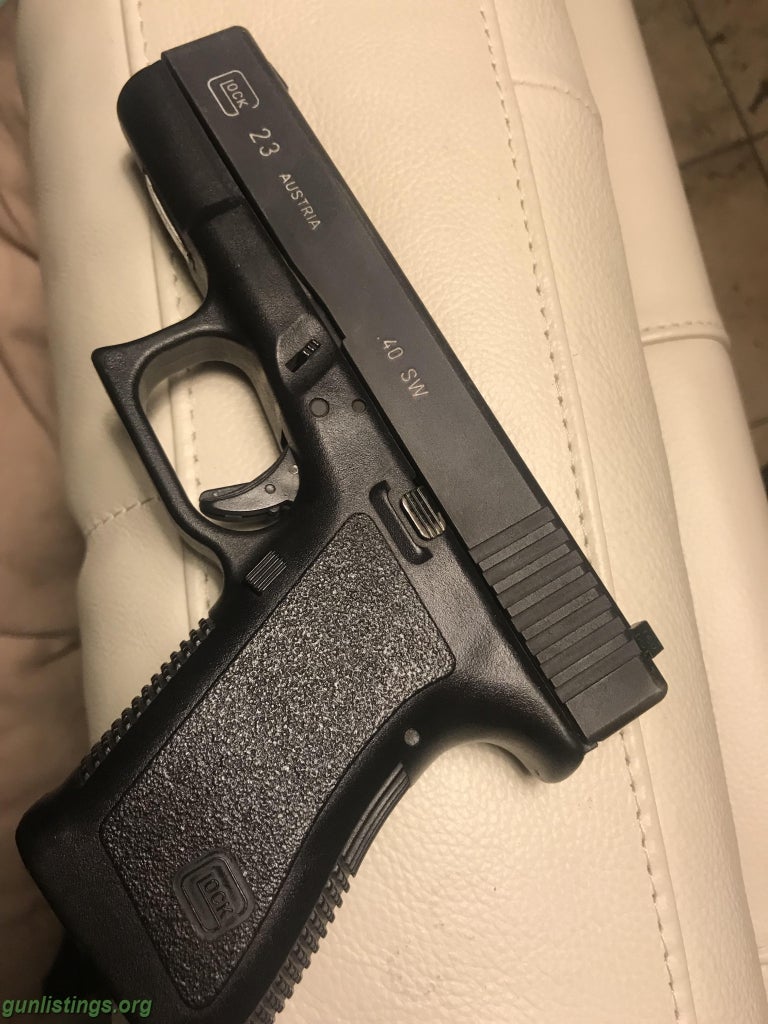 Pistols Glock 23 With Upgrades