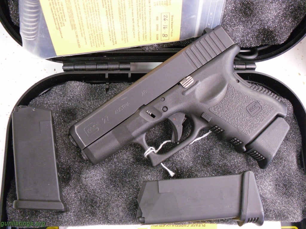 Pistols Glock 27, Gen3, 40sw, Subcompact, 3 Mags,Good Condition