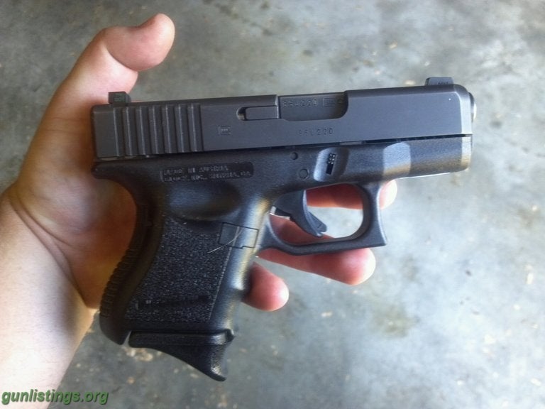 Pistols Glock 27 With Night Sights