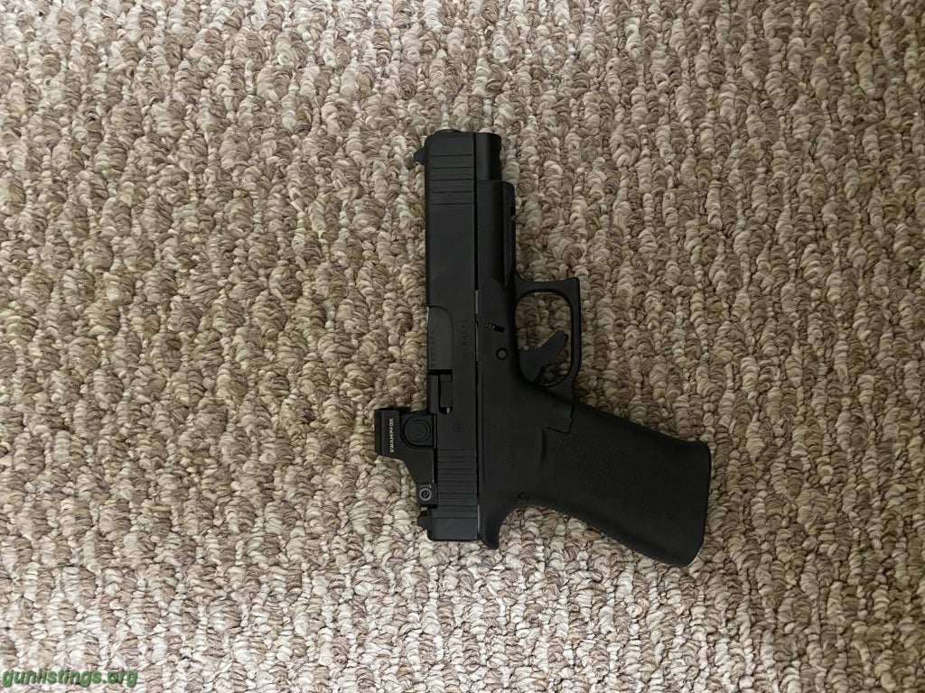 Pistols Glock 48 MOS W/ Swampfox Sentinel