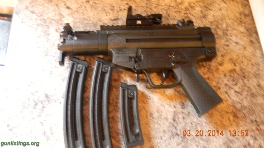 Pistols GSG522