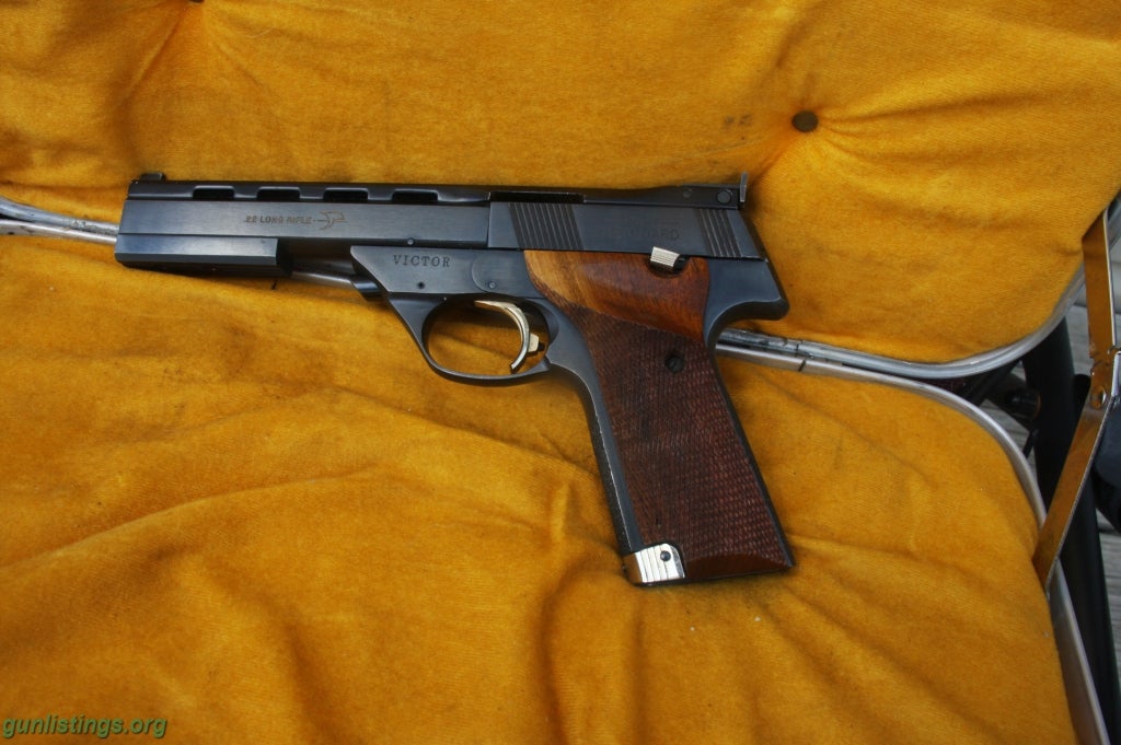 Pistols High Standard VICTOR 22LR $700