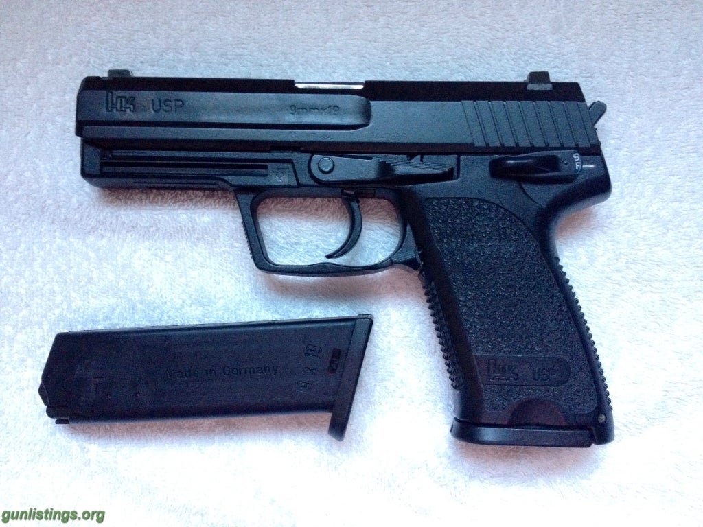 Pistols H&K 9mm USP