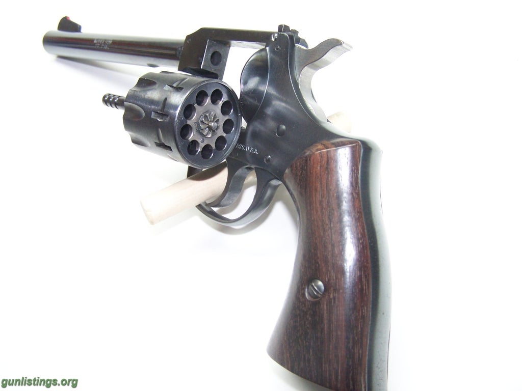 Pistols H&R Model 929 In 22LR