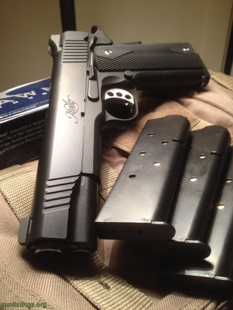 Pistols Kimber Custom II