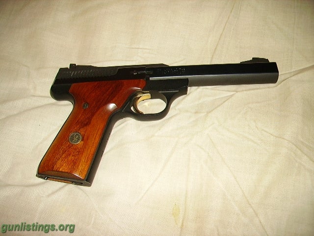 Pistols LIKE NEW BROWNING CHALLENGER 111- BUCK MARK