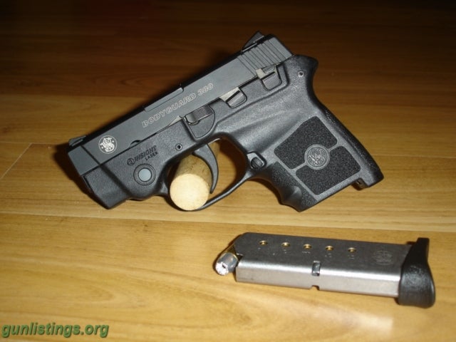 Pistols Like New Smith & Wesson Bodyguard .380