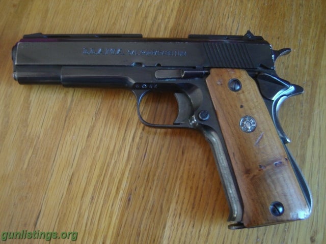 Pistols Llama 9MM 1911