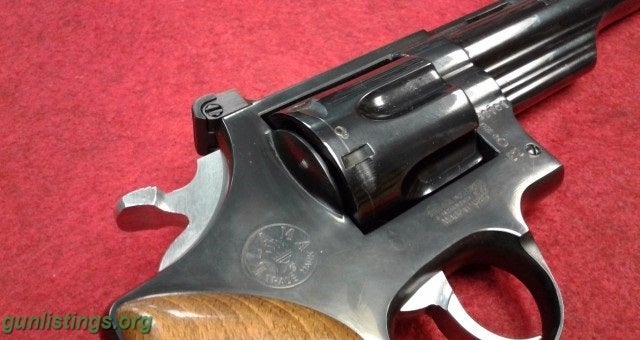 Gunlistings.org - Pistols Llama Super Comanche 44 Magnum