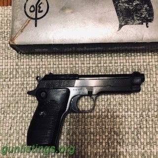 Pistols Maadi - Egyptian - Model Helwan 9 Mm Pistol