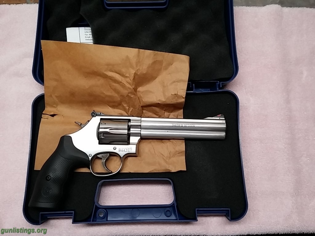 Pistols New S&W 686 6inch Barrel W/extras