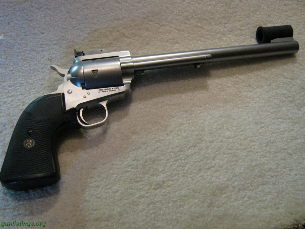 Pistols RARE,,,FREEDOM ARMS,,,MODEL 83 ,,,44 MAGNUM