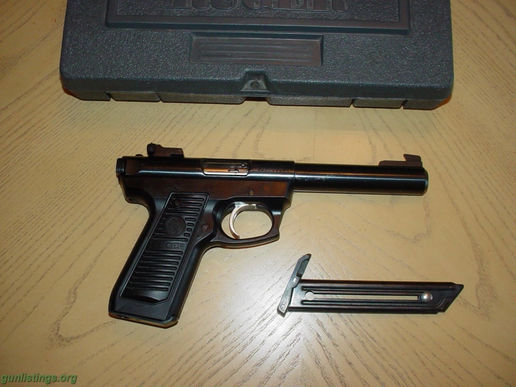 Pistols Ruger 22 With Bull Barrel