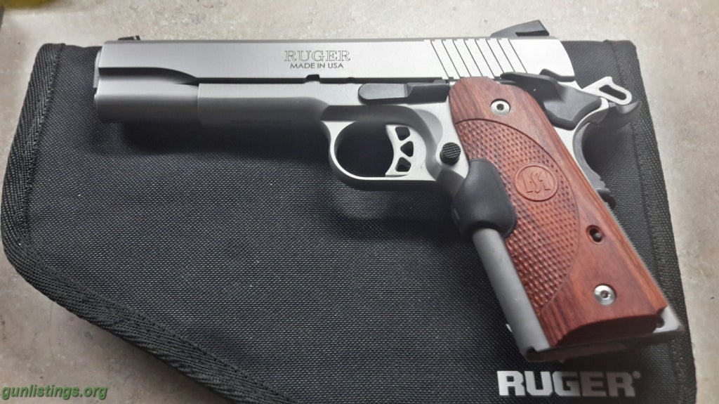 Pistols RUGER SR 1911