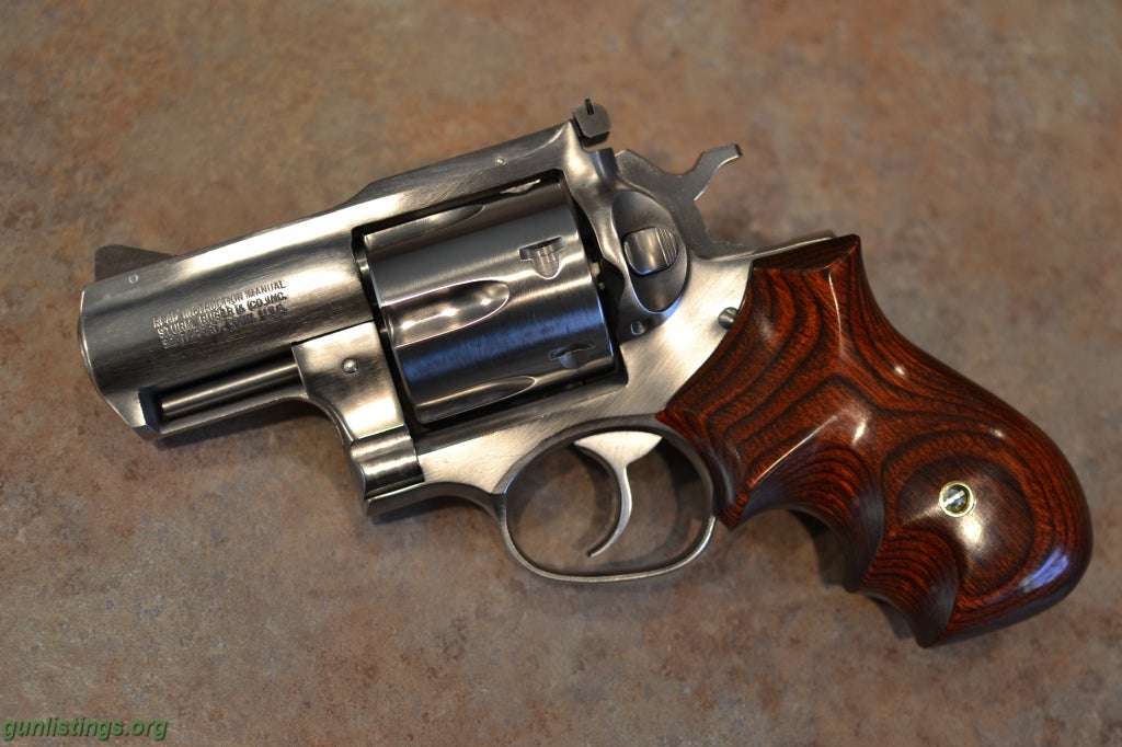 Pistols Ruger Super Redhawk Alaskan