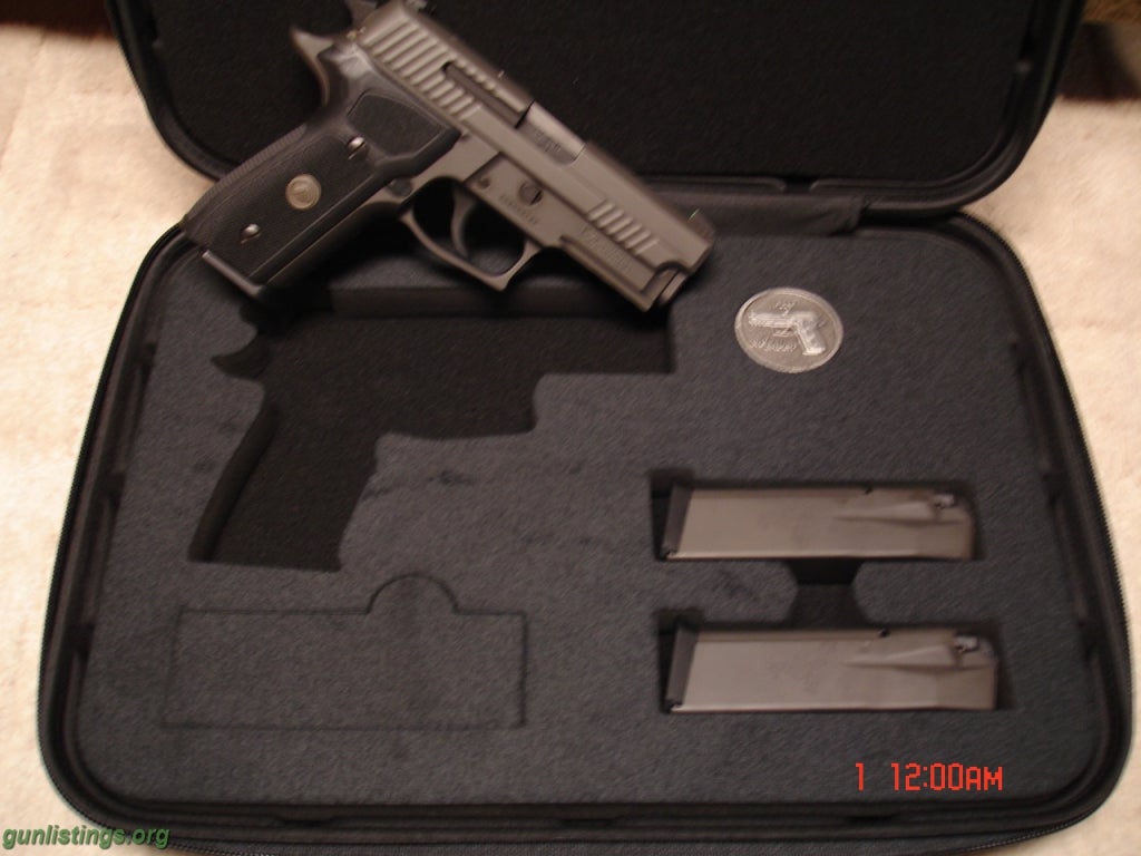 Gunlistings.org - Pistols SIG LEGION 229 40 S&W