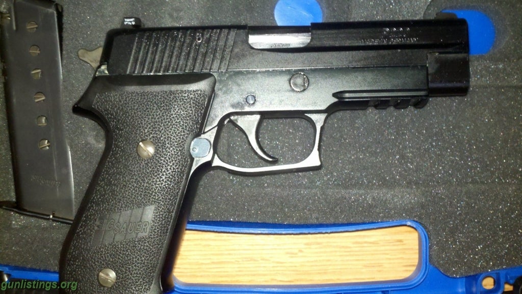 Pistols Sig P220 In Like New Condition