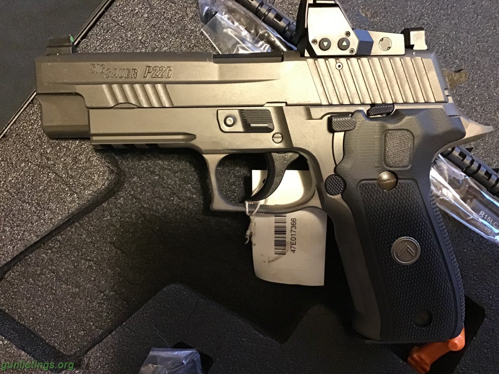 Pistols SIG P226 Legion Romeo