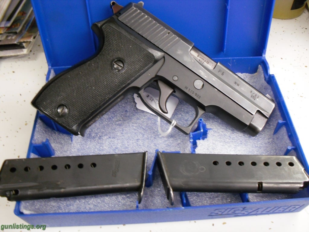 Pistols Sig Sauer P6, 9mm Good Condition