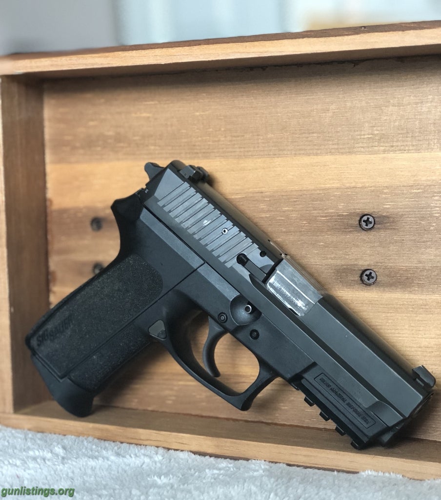 Pistols SIG SAUER SP2022 .9MM