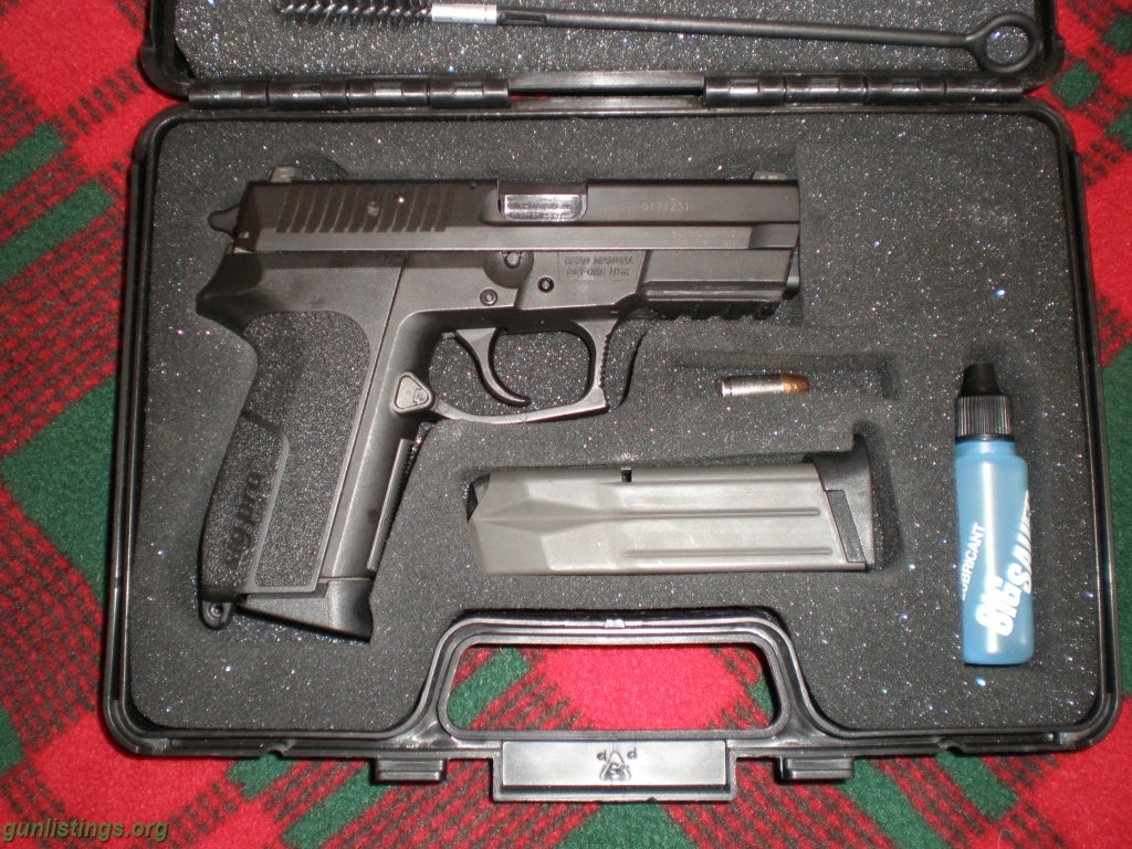 Pistols SIG SAUER SP2022 9MM