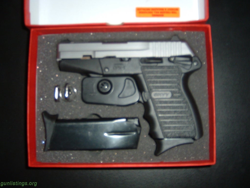 Pistols SKYY 9mm S.S.