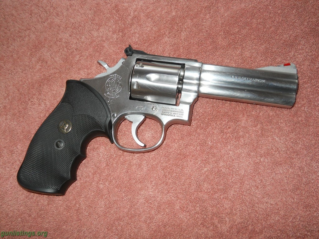 Pistols Smith & Wesson 686 No Dash 4