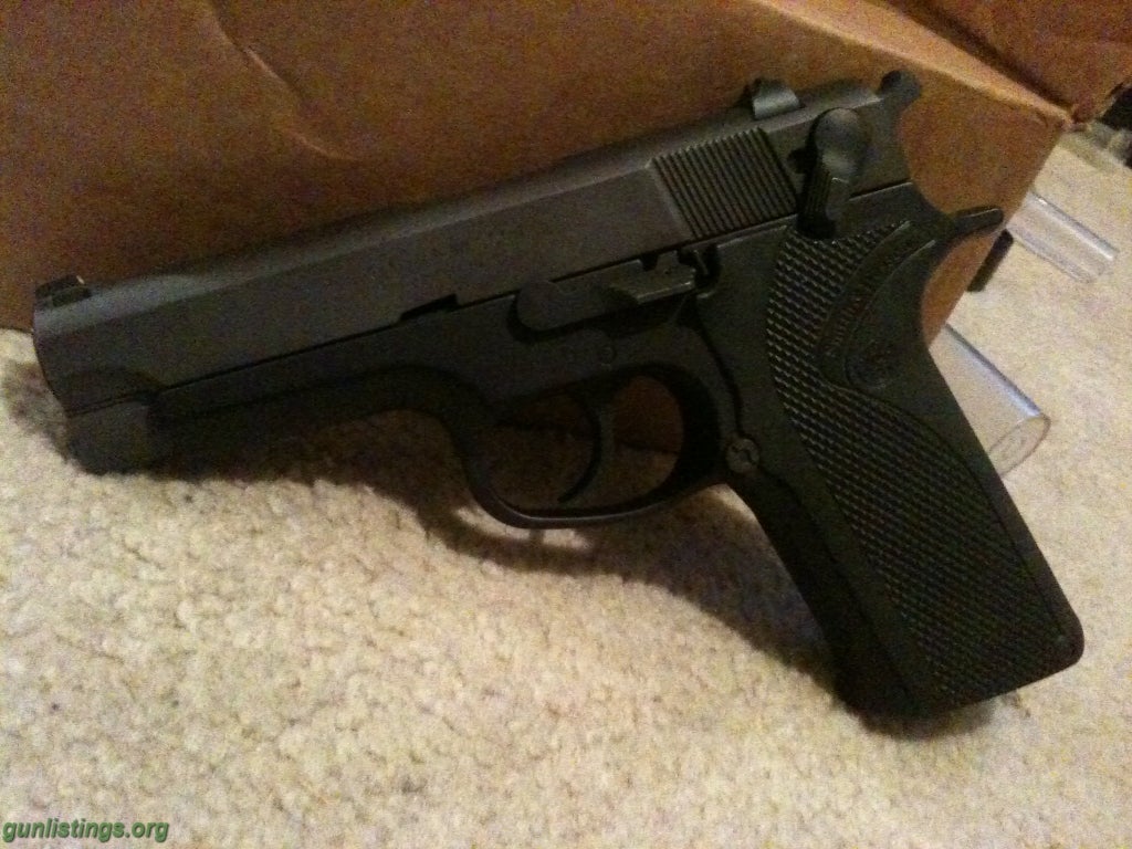 Pistols Smith & Wesson 9mm