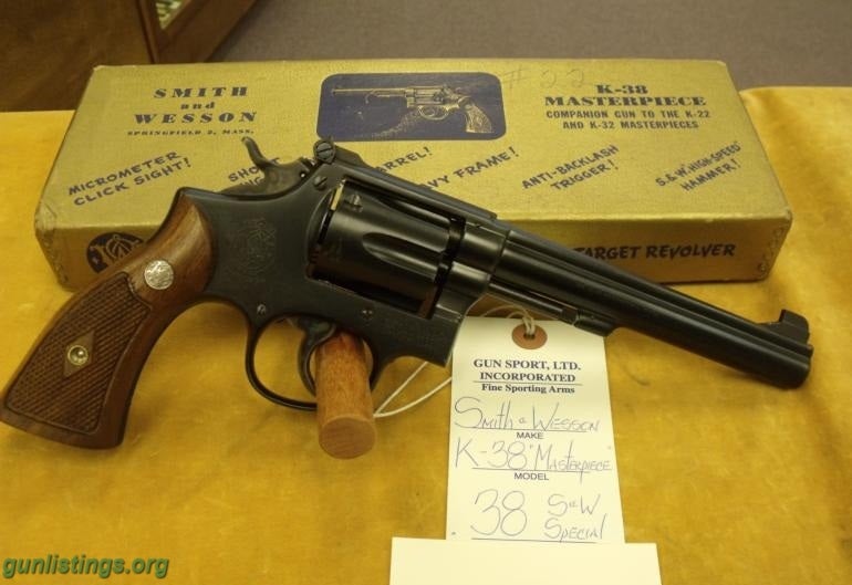 Pistols Smith & Wesson, K-38