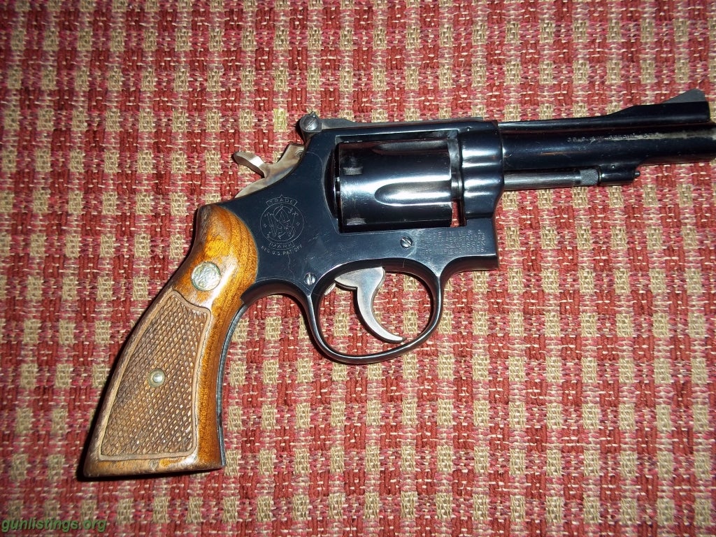 Pistols Smith & Wesson Model 15-2