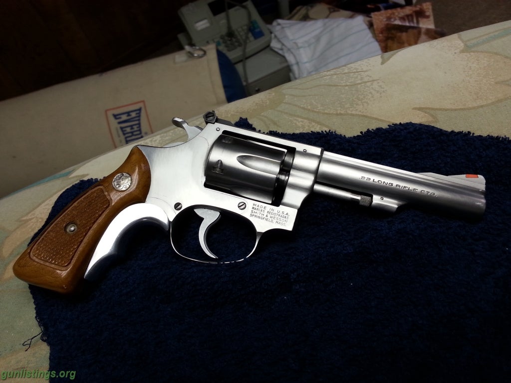 Pistols Smith & Wesson Model 63 .22