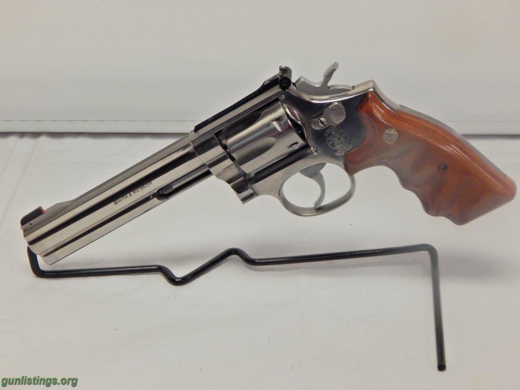 Pistols Smith & Wesson Model 648 Stainless Steel Revolver