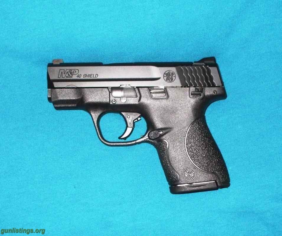 Pistols Smith & Wesson M&P Shield 40 S&W Pistol