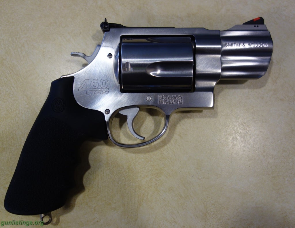 Pistols SMITH AND WESSON 460