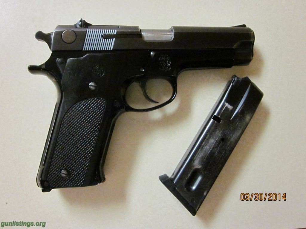 Pistols Smith And Wesson 9mm