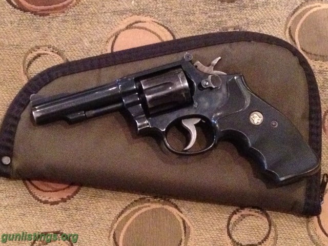 Pistols Smith And Wesson Model 15 Revolver 38 Special 8185