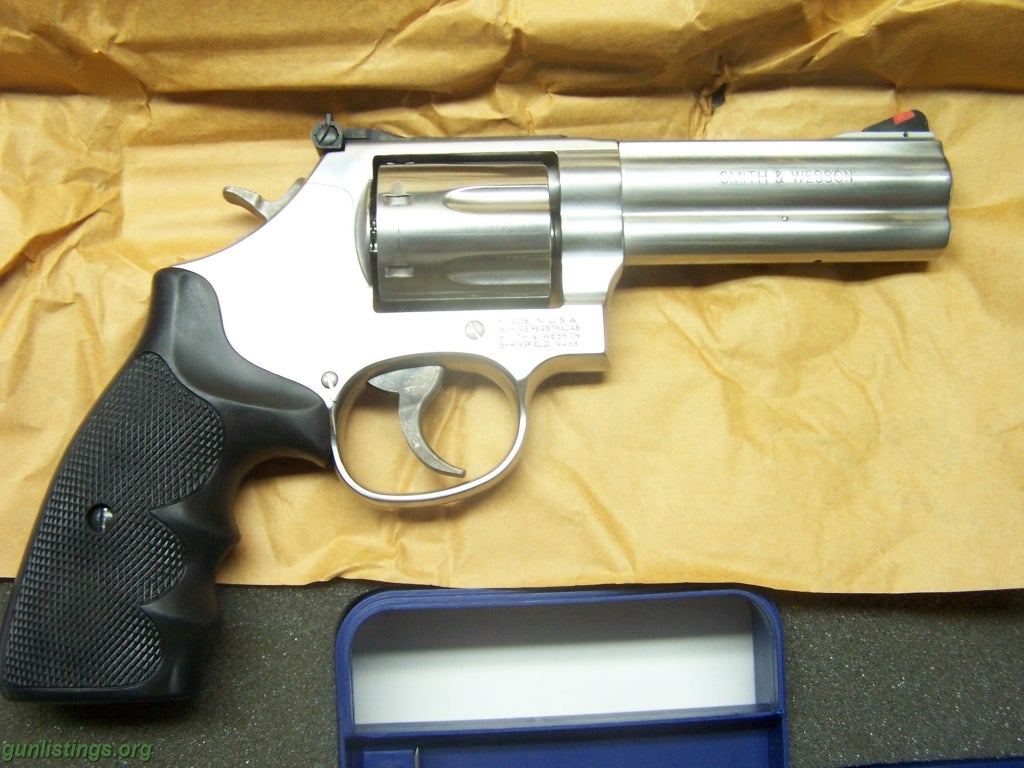 Pistols Smith And Wesson Model 686P In 357 Mag