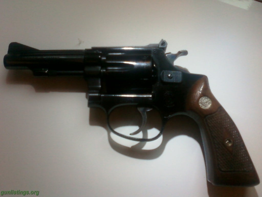 Pistols SMITH WESSON MODEL 43