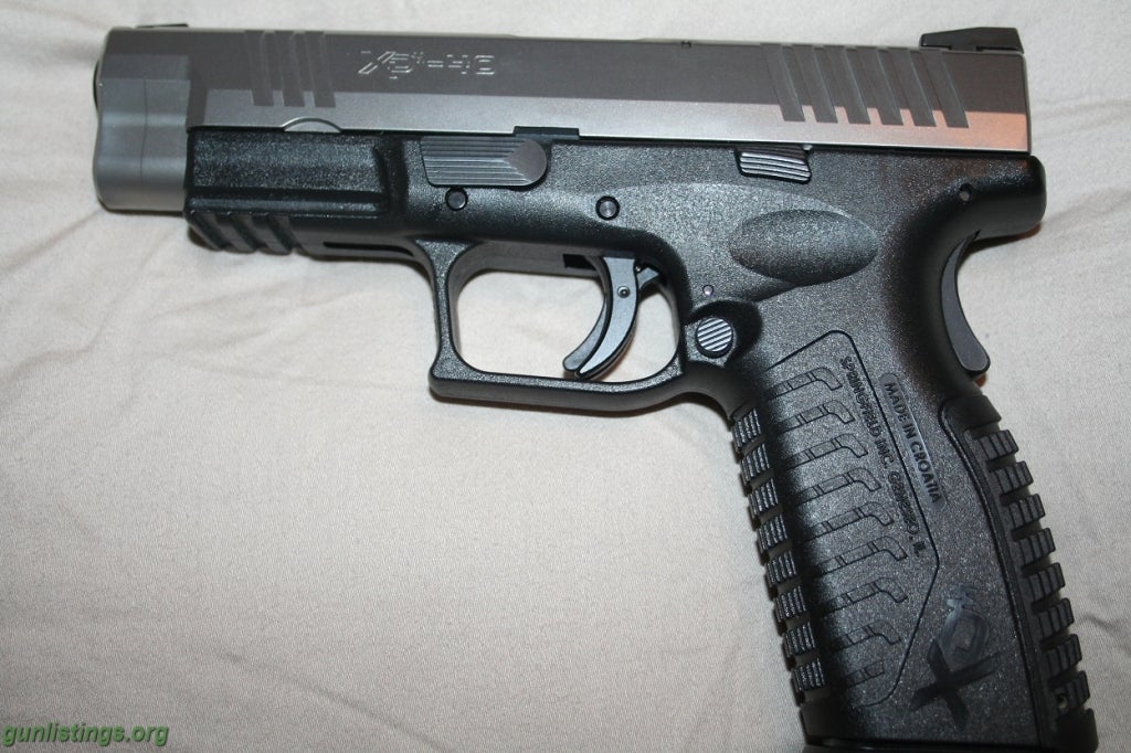 Pistols Springfield Armory XDM-40